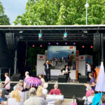 Stagexpress Trailerbühne Lichtpaket XL Tonpaket XL Die Tafel Rathausplatz