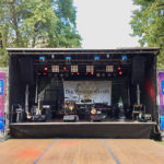Stagexpress Trailerbühne Tonpaket XL Lichtpaket XL Seefest Neufeld